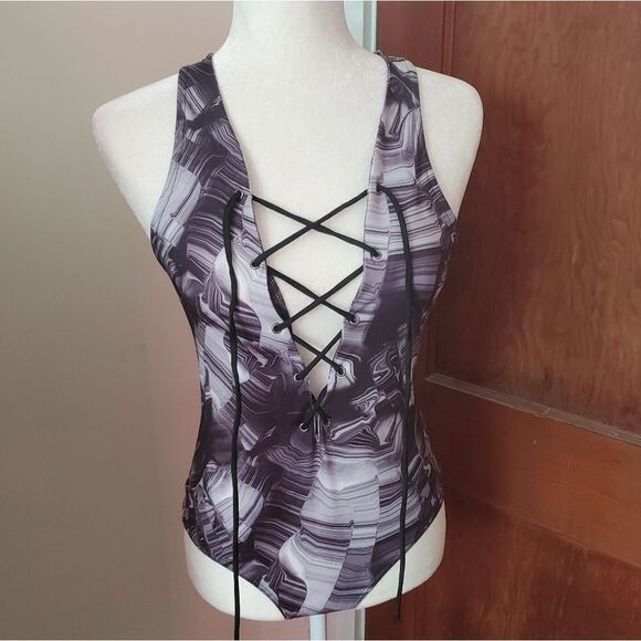 MADISON & BERKELEY marbled black swirl print lace up bodysuit M - Picture 4 of 11